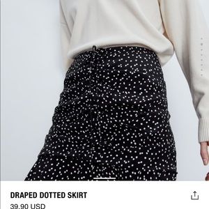 Zara drapes dotted skirt XS
